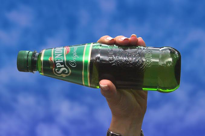 Why a Beer Company Built an Iron Lung for a Swan ?